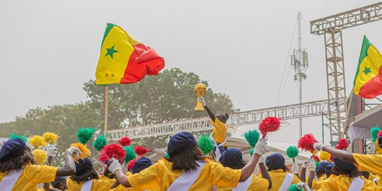 Vidéo/ Prestation XXXL des majorettes avec le trophée de la CAN