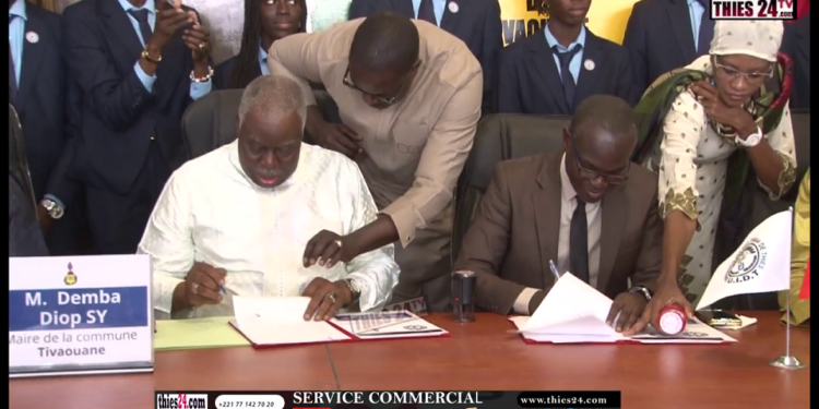 Vidéo/Signature d&rsquo;une convention cadre entre l&rsquo;UIDT et la commune de Tivaouane