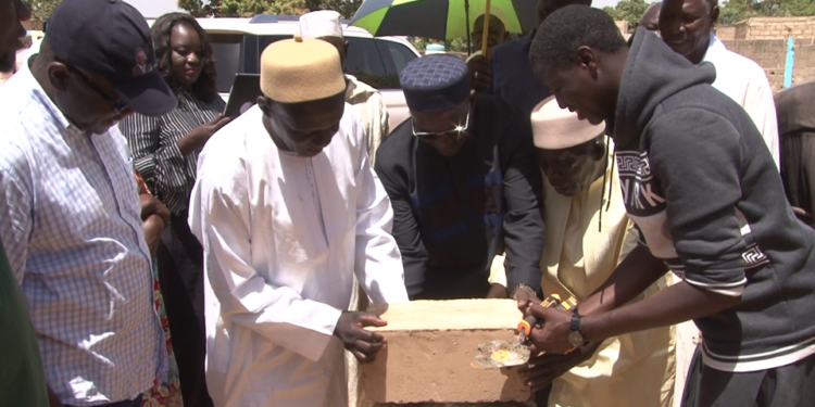 Vidéo/ Ouf de soulagement à Keur Madaro, pose 1ère pierre du poste de santé