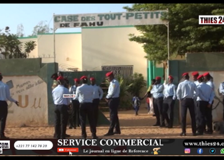 Vidéo/Levée des couleurs à la Case des Tout Petits de FAHU à Thiès