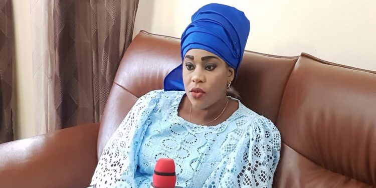 Le député Maïmouna Sène répond à Sonko: « Si vous avez des preuves, saisissez les juges et laissez-les travailler »