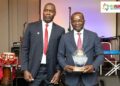 Alioune Sarr reçoit à Bruxelles le « Trophée de la Vision Politique et du Développement Urbain »