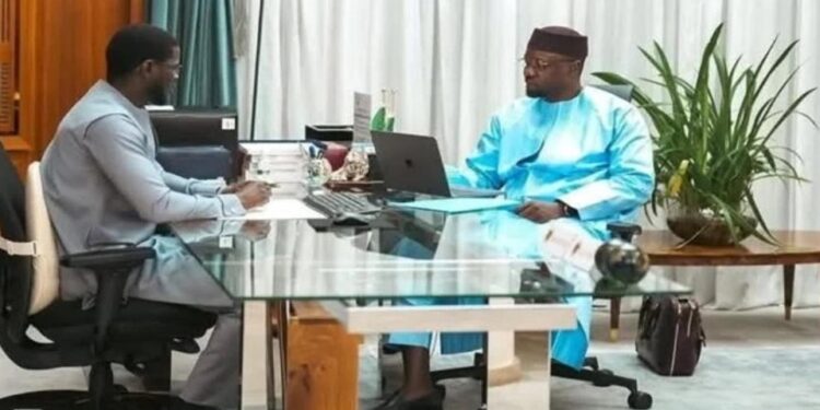 « J&rsquo;attendais une discussion, j&rsquo;ai reçu un limogeage » (Ousmane Sonko)