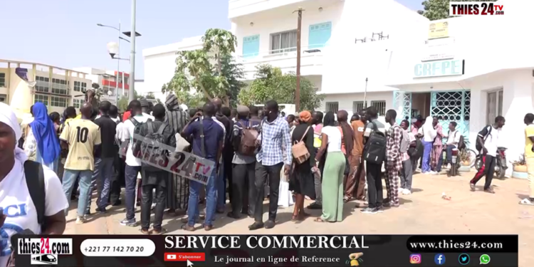Vidéo/Grogne au CRFPE de Thiès, les élèves maîtres haussent le ton pour réclamer leurs bourses