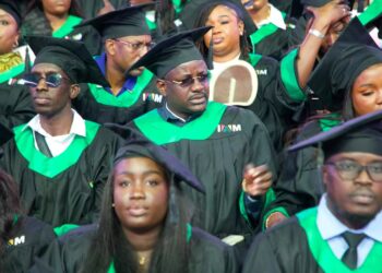 El Hadji Maodo Diop gradué en MBA en Stratégies et Management des Organisations.