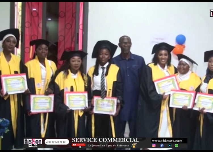 Vidéo/Formation d&rsquo;enseignants pour le privé avec IFEP, graduation de la 1ère promo de 55 étudiants