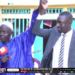 Vidéo/Diender, un conseiller refuse de suivre le Maire à Kiiraay et rejoint Amadou Bâ derrière Ousmane Diop