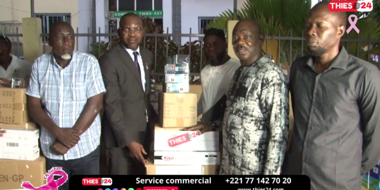 Vidéo/ Fournitures/Ousmane Diagne Maire Thiès-Est gâte les enfants, récompense des enseignants,…..