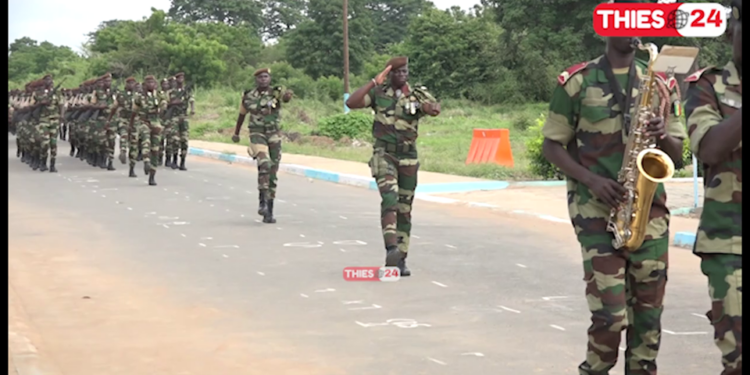 Vidéo/ Le défilé qui a clôturé la cérémonie de dissolution du 9 ème détachement sénégalais en Gambie